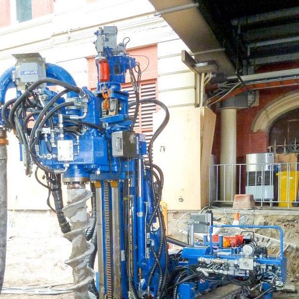 Restricted_Access_Piling_HBR203-Hutte-Drill-Rig-v1-min-edit